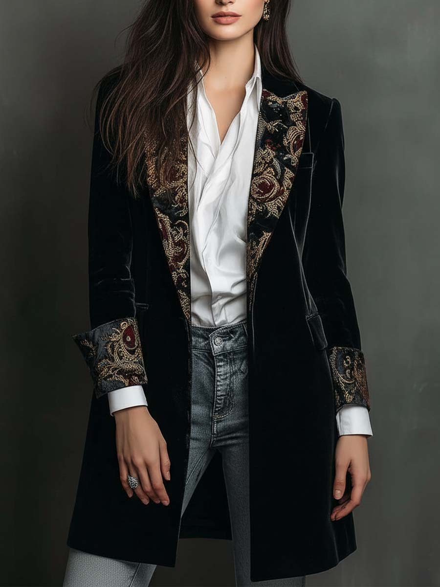 Leonor | Blazer entallado con estampado barroco en negro
