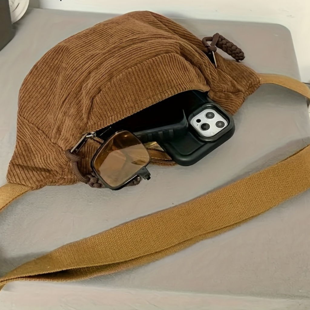 Carmen | Bolso de hombro de terciopelo acanalado