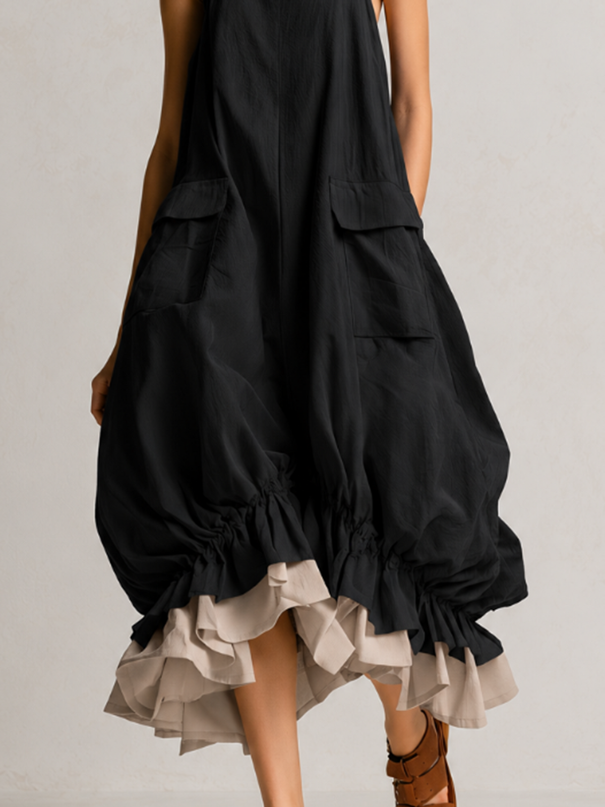 Antonia | Vestido de corte globo con bolsillos y bajo con volantes