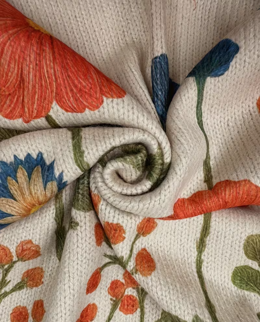 Carla | Cárdigan con parados de flores silvestres y cremallera