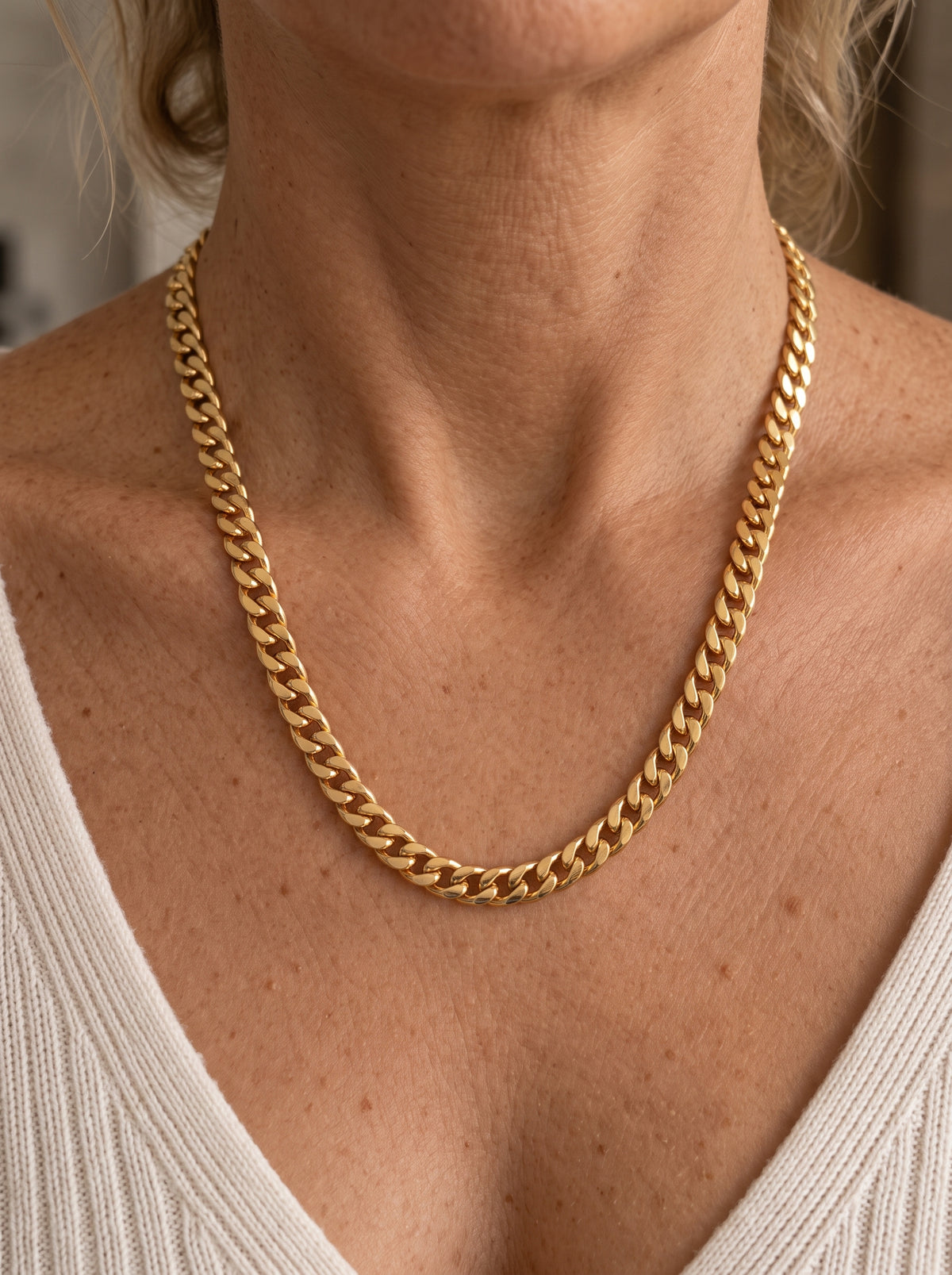 Collar clásico curb