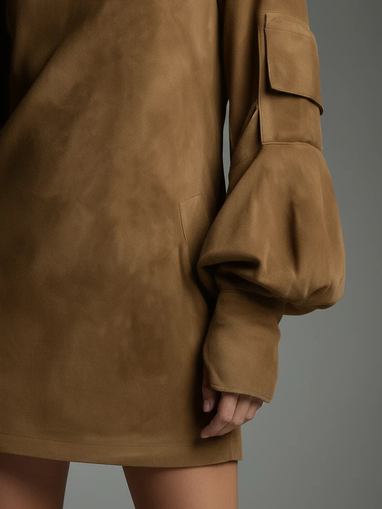 Bibiana | Minivestido oversize de ante sintético con cuello alto