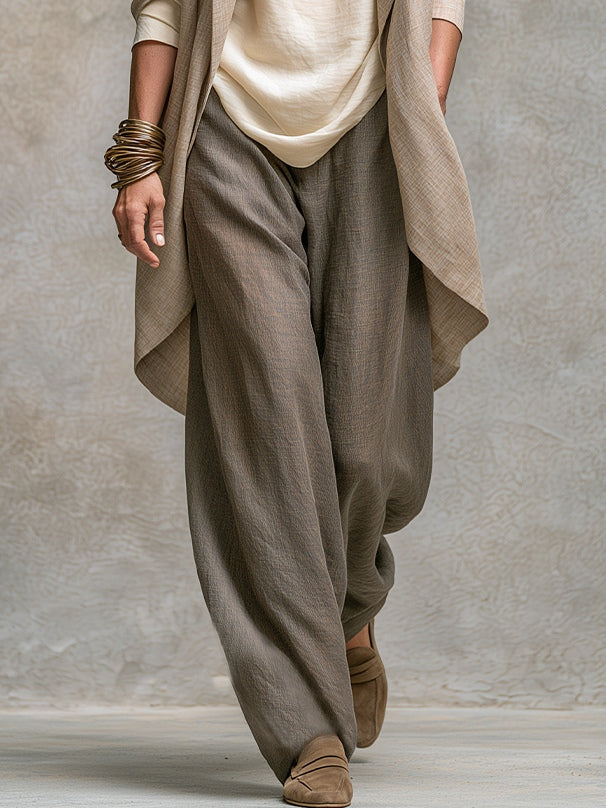 Carmen | Elegante traje de tres piezas en beige y gris con pantalones palazzo en capas
