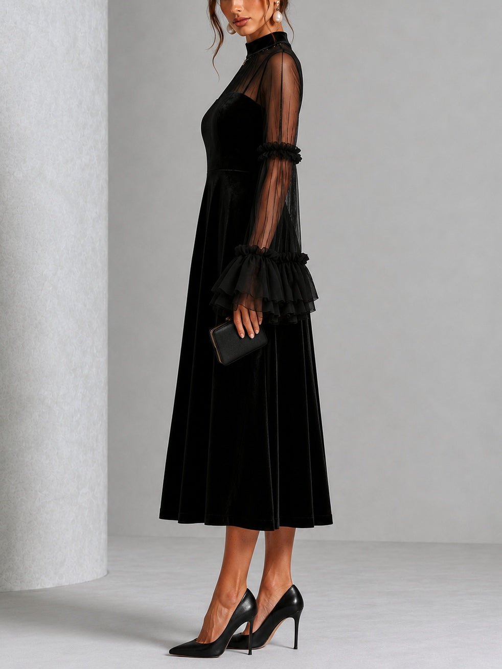 Beatriz | Vestido midi de terciopelo con mangas de tul, negro