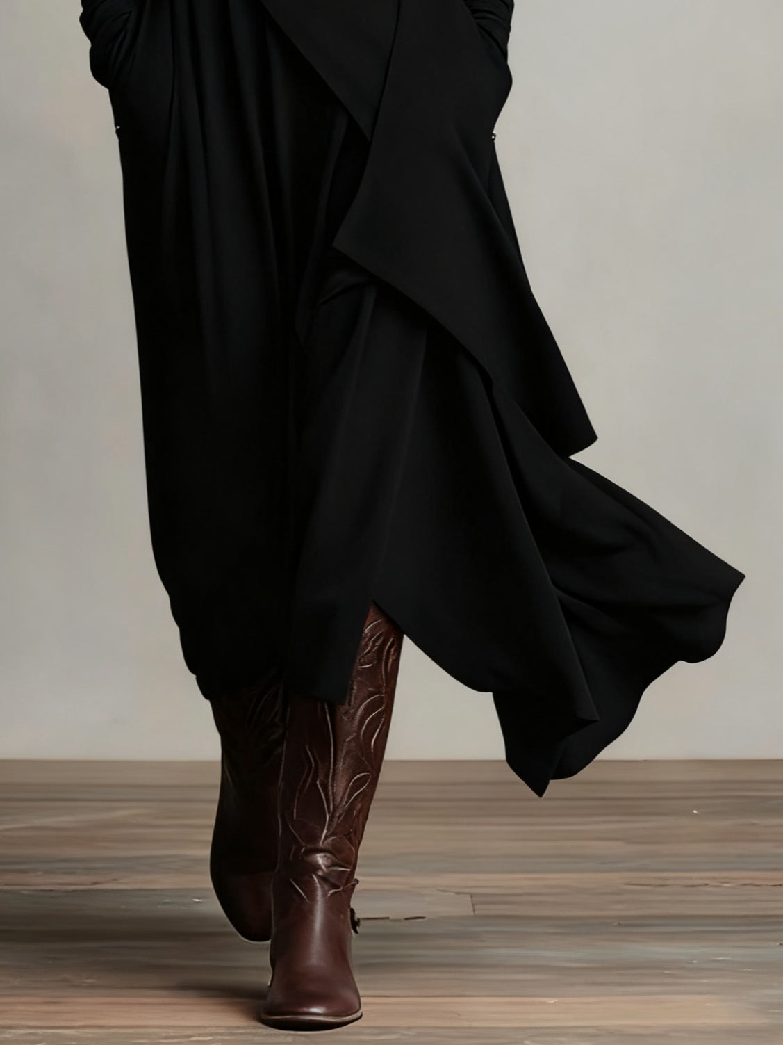 Soledad | Vestido largo drapeado con cuello alto