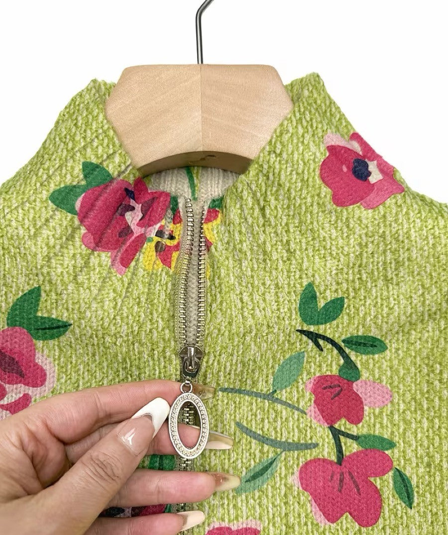 Constanza | Cárdigan rosa con estampado floral y cremallera color lima