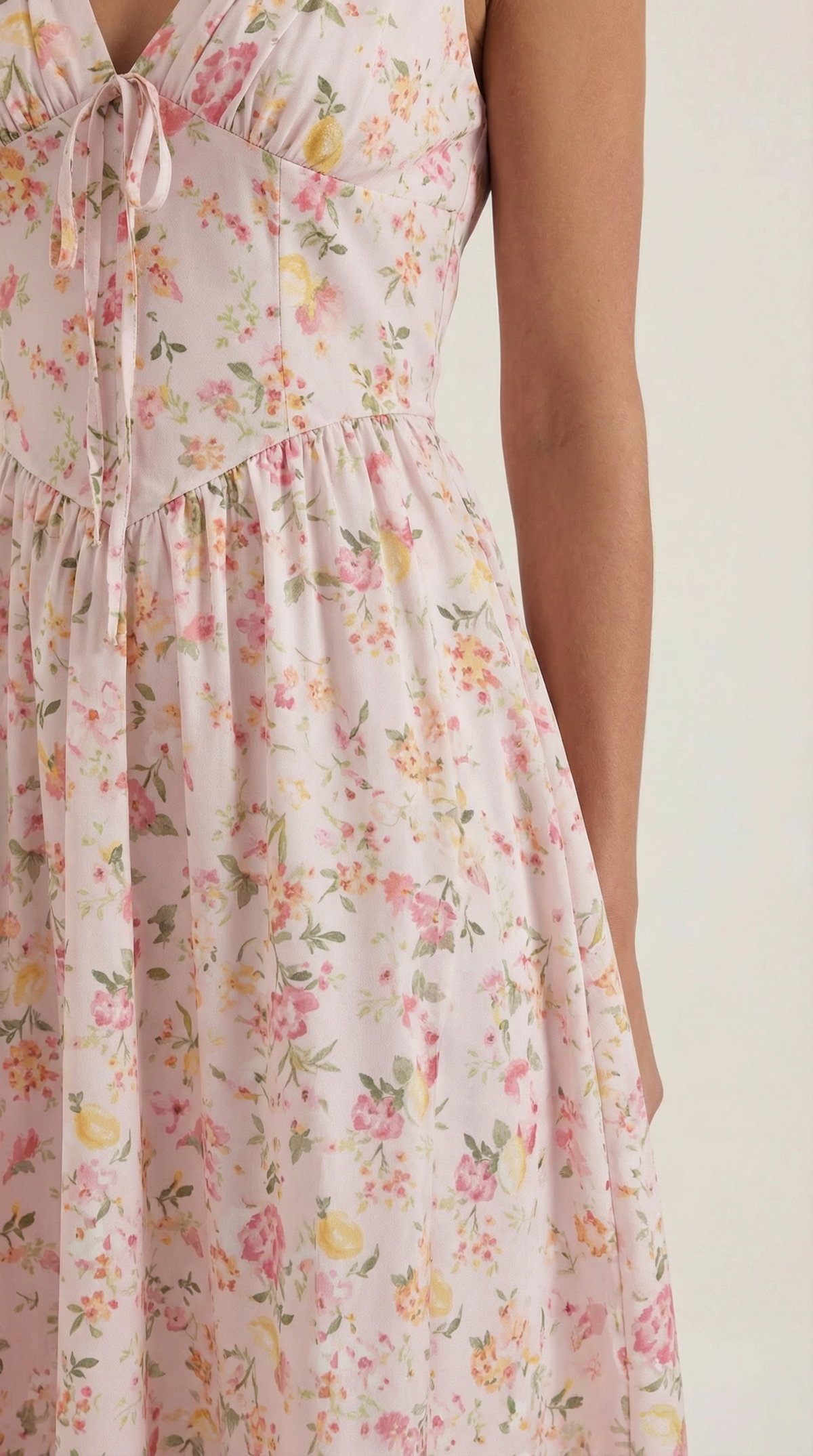 Vestido midi con escote en V Cassiopeia
