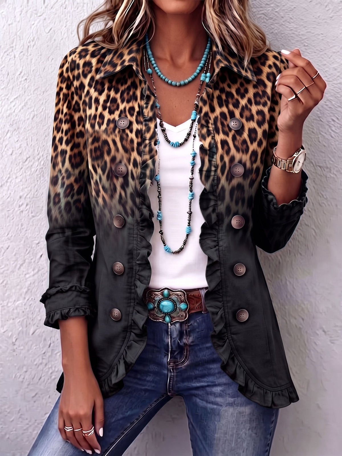 Elena | Blazer negro con estampado de leopardo y volantes
