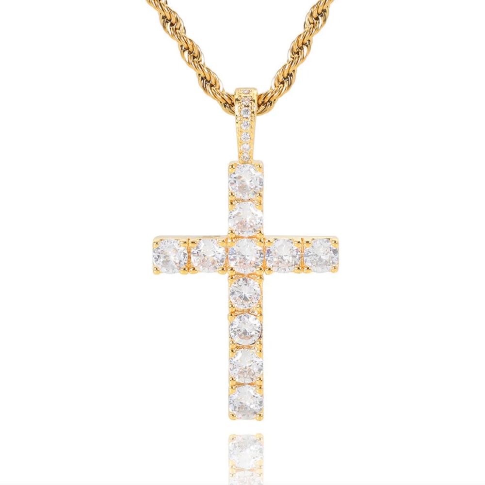 Collar clásico con cruz de diamantes