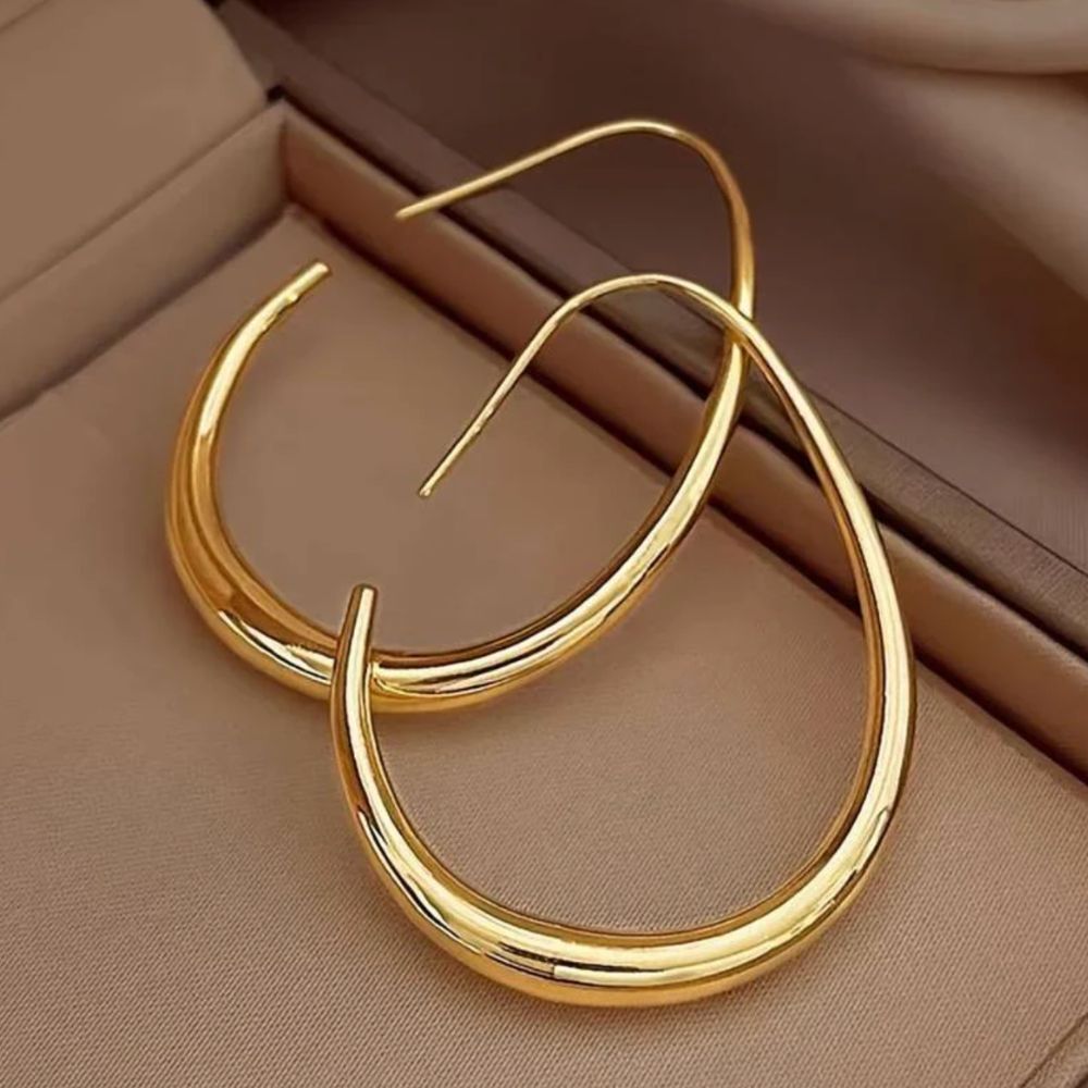 Pendientes de aro de oro antiguo
