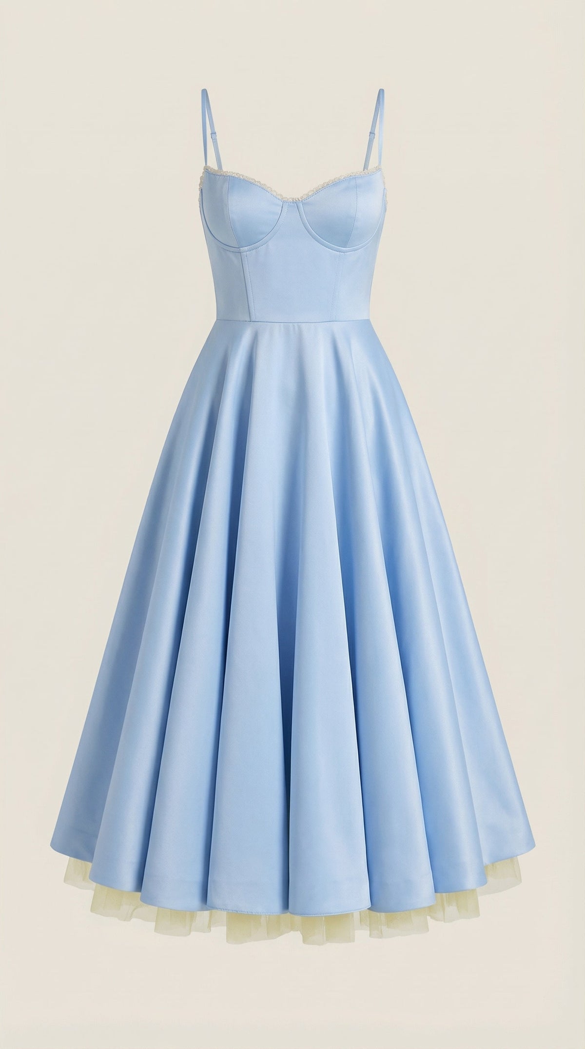Vestido de tul y midi de Isold