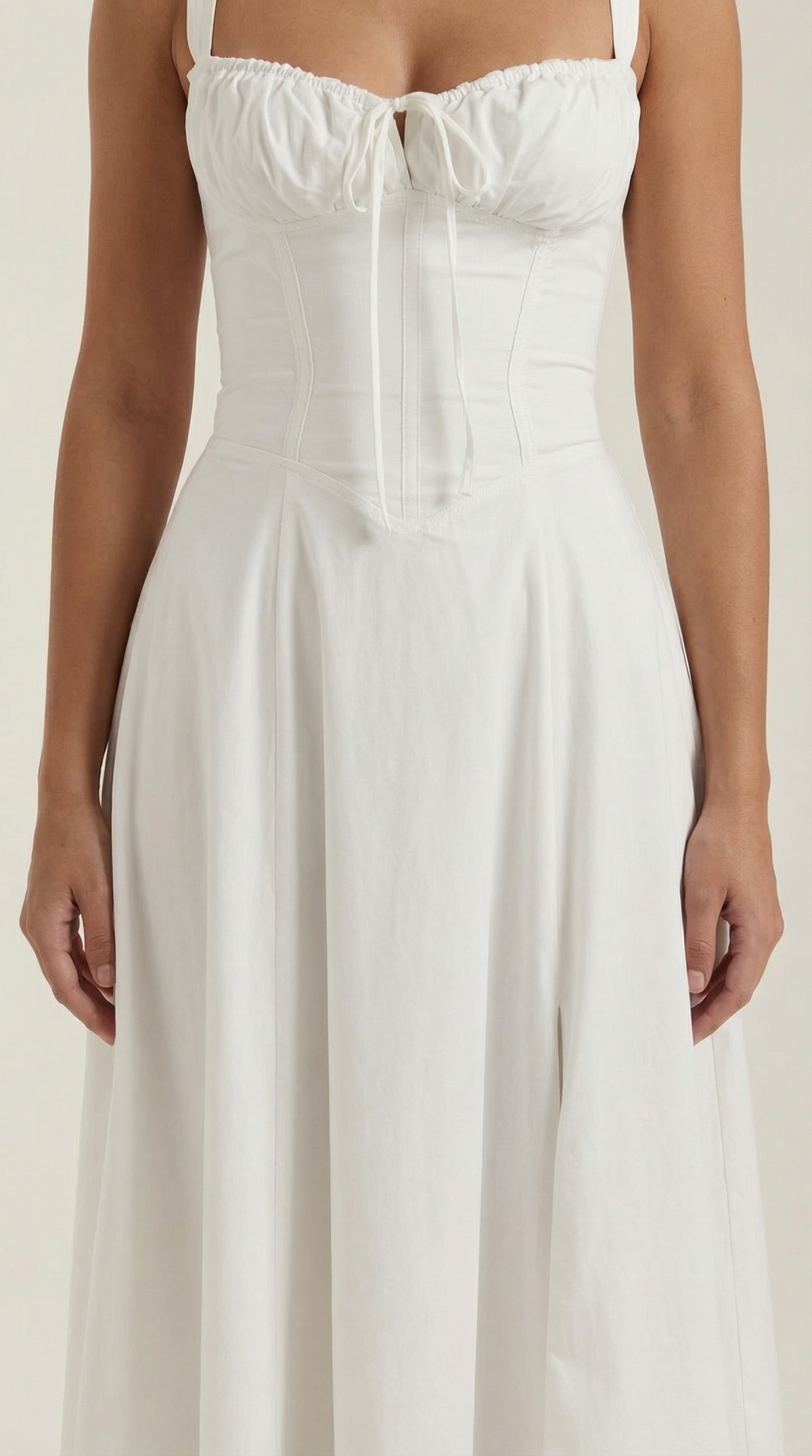 Vestido midi de color jade con cordones