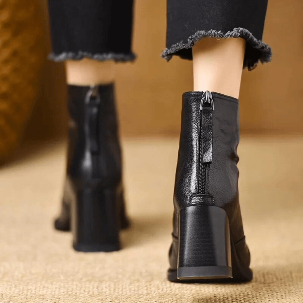 Pilar | Botines de piel con tacón medio