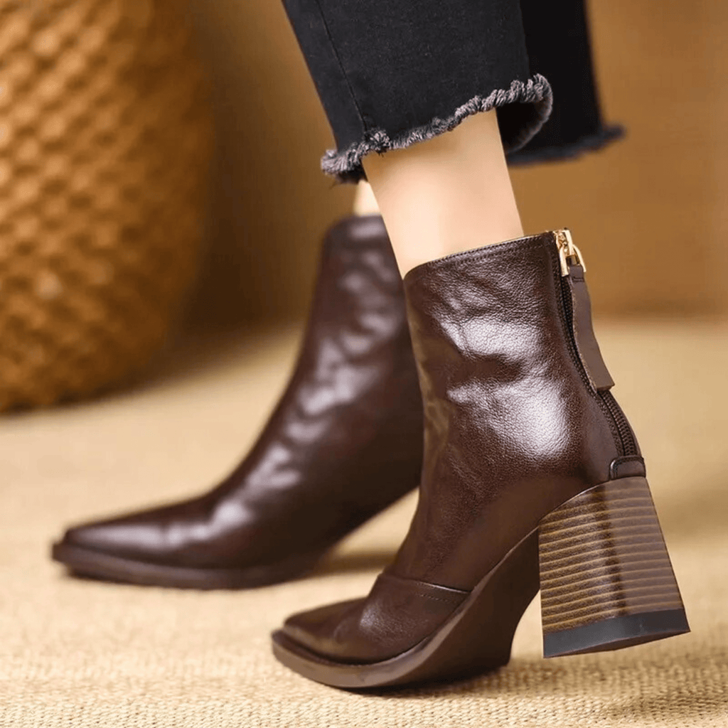 Pilar | Botines de piel con tacón medio